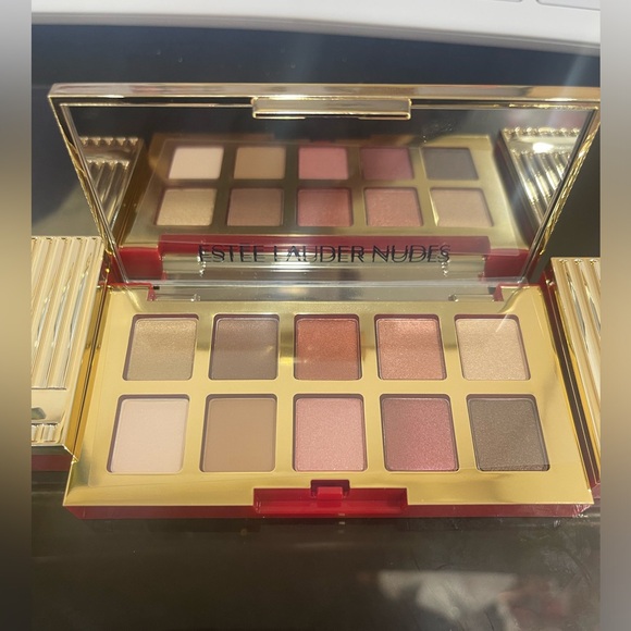 ❤️Estée Lauder ❤️Pure Color Envy Sculpting Eye Shadow Palette NUDE ❤️ - Picture 3 of 3